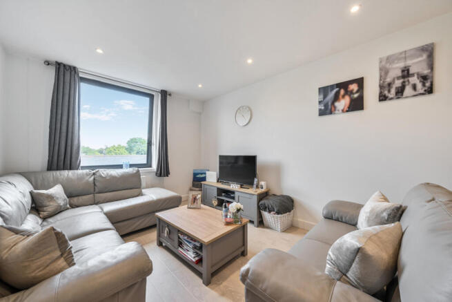 1342030-9-689e112...