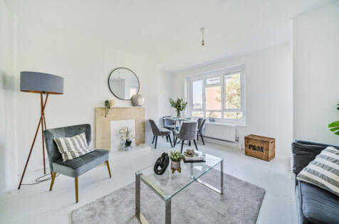 Elizabeth Gardens, London