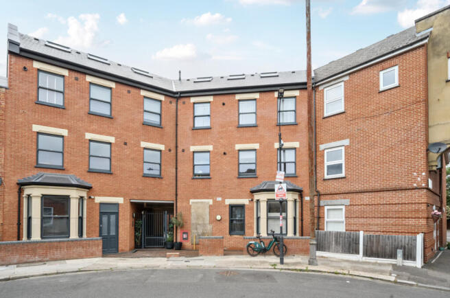 1297064-43-682f6c...