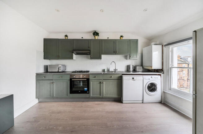 1384183-10-692460...