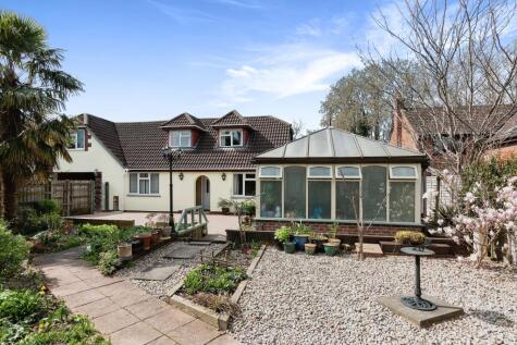 Merrydown Lane, Chineham, Basingstoke, Hampshire, RG24