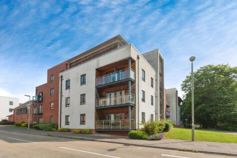 Sinclair Drive, Basingstoke, Hampshire, RG21