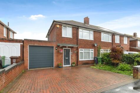 Elmwood Way, Basingstoke, Hampshire, RG23