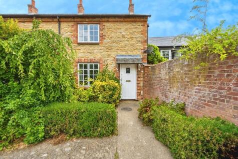 Bramley Court, Harrold, Bedford, Bedfordshire, MK43