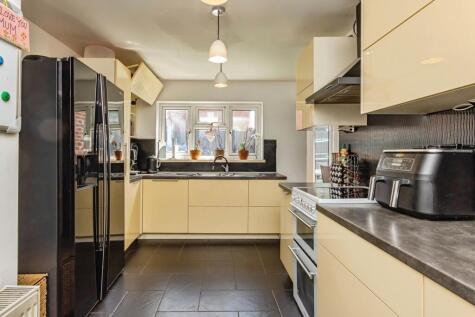 Silverwood Road, Bottesford, Nottingham, Leicestershire, NG13