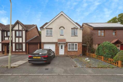 Mallard Gardens, Hedge End, Southampton, Hampshire, SO30