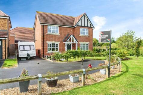 Lovejoy Close, Blackpool, Lancashire, FY4