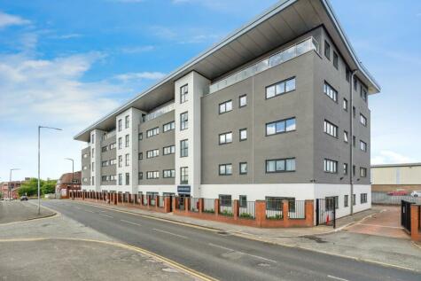 Bolton - 2 bedroom flat for sale