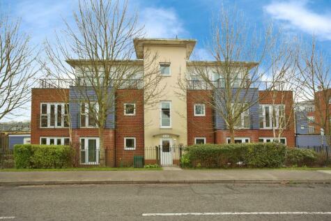 Eastleigh - 2 bedroom flat for sale