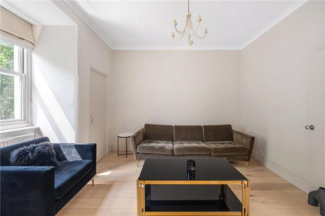 Reception/Bedroom 2