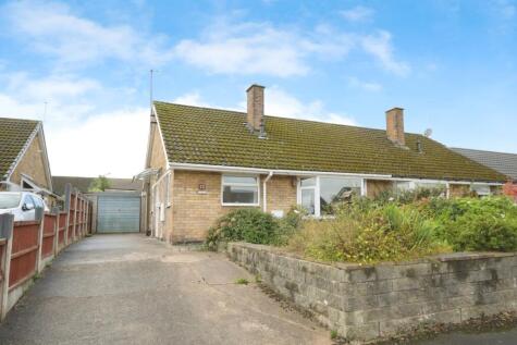 Lupin Way, Calow, Chesterfield, Derbyshire, S44