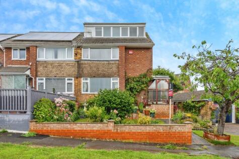 Deep Dell, Waterlooville, Hampshire, PO8