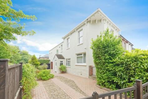 Kitchener Road, Dover, Kent, CT17