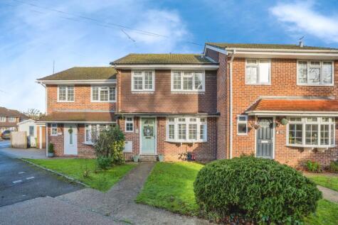 Royal Gardens, Rowlands Castle, Hampshire, PO9