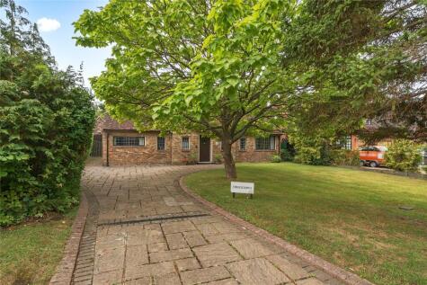 Wood Way, Farnborough Park