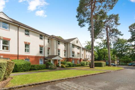 Boundary Road, Farnborough, Hampshire, GU14