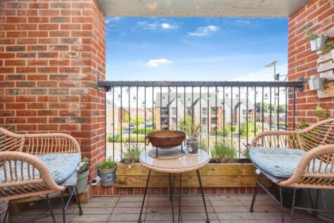 Louisburg Avenue, BORDON, Hampshire, GU35