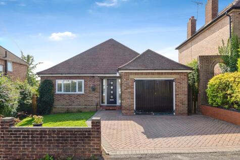 Sheepfold Road, Guildford, Surrey, GU2