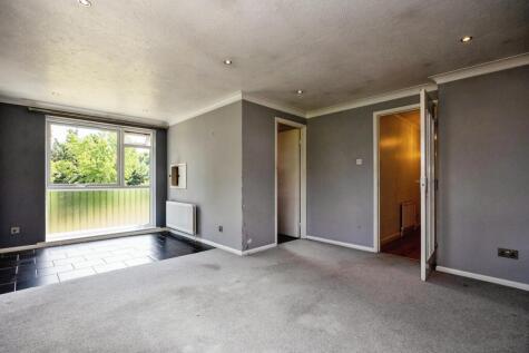 Horsham Road, Shalford, Guildford, Surrey, GU4