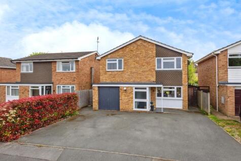 Clayton Drive, Guildford, Surrey, GU2