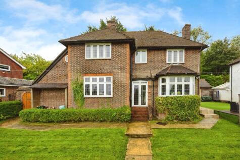 Beechcroft Drive, Guildford, Surrey, GU2