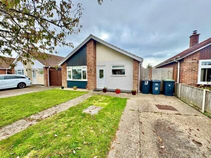 Oakwood Road, Hayling Island, Hampshire, PO11