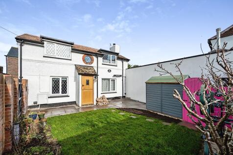 Station Road, Hayling Island, Hampshire, PO11