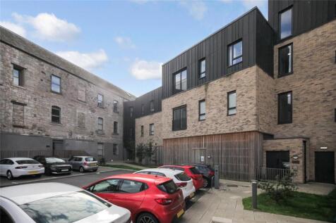 Winterthur Lane, Dunfermline, Fife, KY12