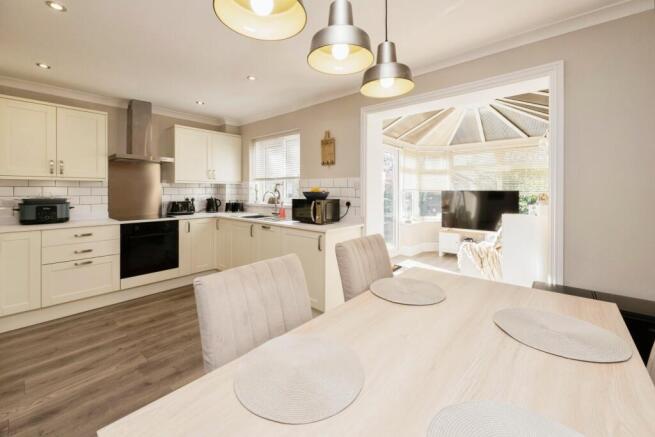 Kitchen / Diner