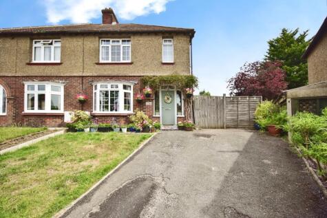 Moncktons Avenue, Maidstone, Kent, ME14