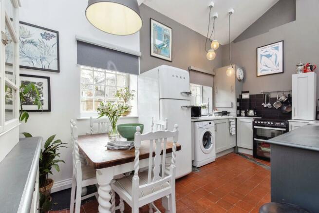 Kitchen/Dining Area