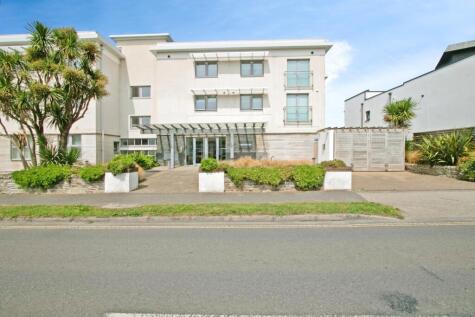 Pentire Avenue, Pentire, Newquay, Cornwall, TR7