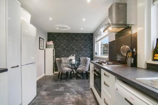 Kitchen/Dining