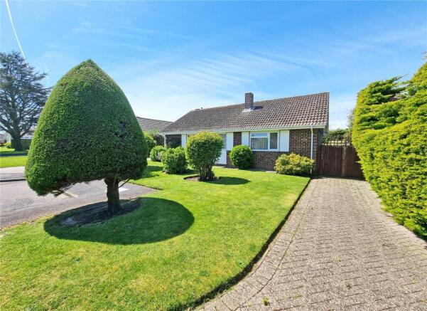 2 Bedroom Bungalow For Sale In Wendover Close Barton On Sea New