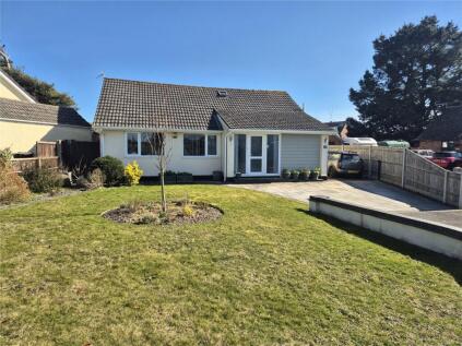 Barton Drive, Barton on Sea, New Milton, Hampshire, BH25