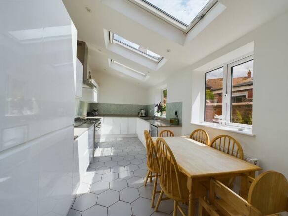 Kitchen/Breakfast Room