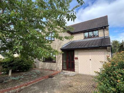 Delmont Grove, Stroud