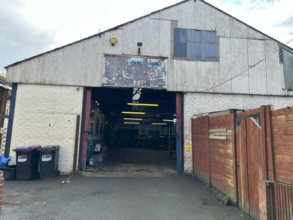 WhatsApp Image 20250605 at 113347_bd9d0b9d.jpg