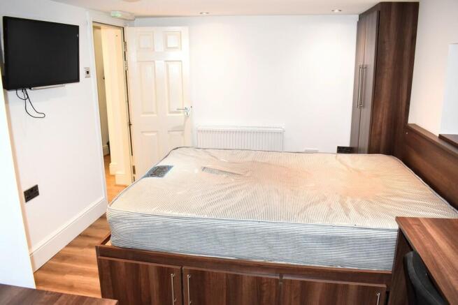 Bedroom 1.1