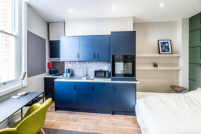 Canning Place B10...