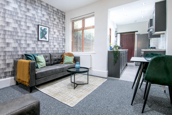 10 Cromwell St (1...