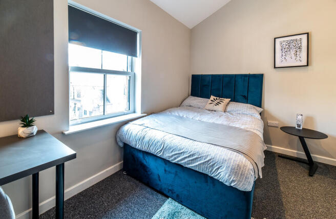 The Maze apt 7-00...