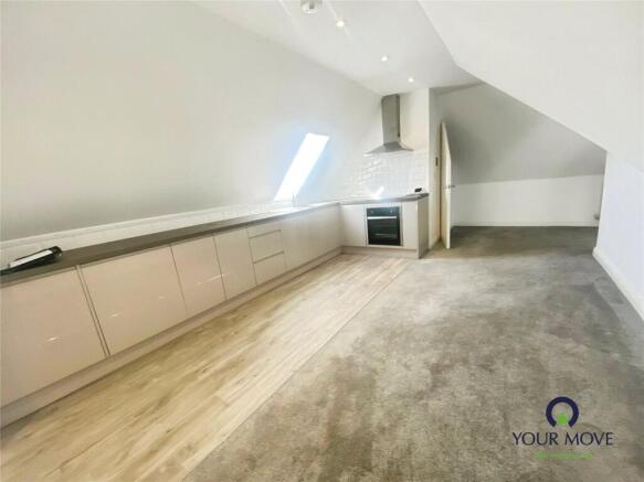 Kitchen /Lounge