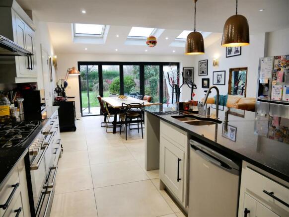 LIVING DINING KITCHEN