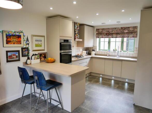 Dining Kitchen