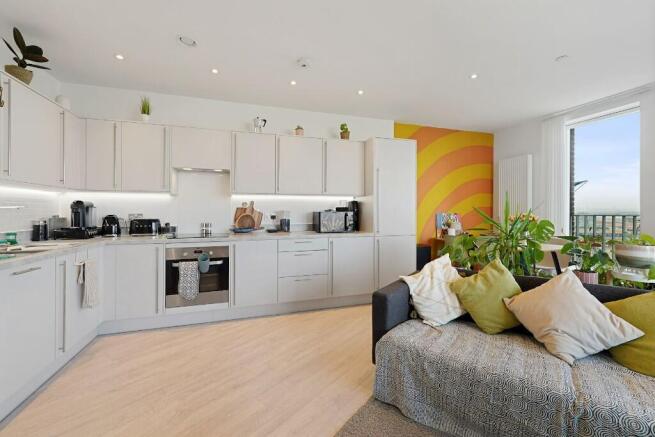 Kitchen/reception 