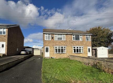 32, Longroyde Road, Brighouse, HD6 3AS