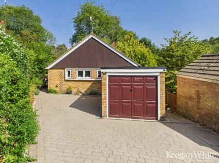 Five Acre Wood, High Wycombe - No Onward Chain