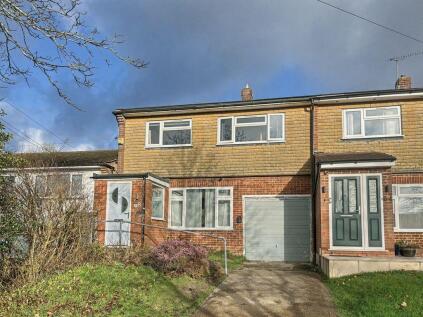 Totteridge Drive - Complete Chain Above