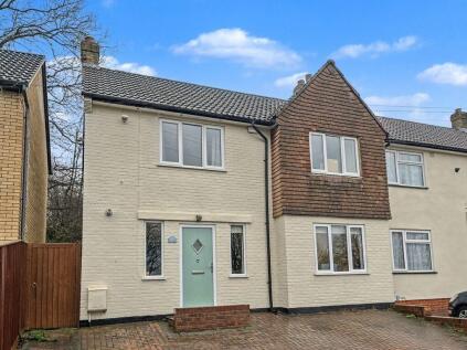 Hillary Road - A Beautiful Home